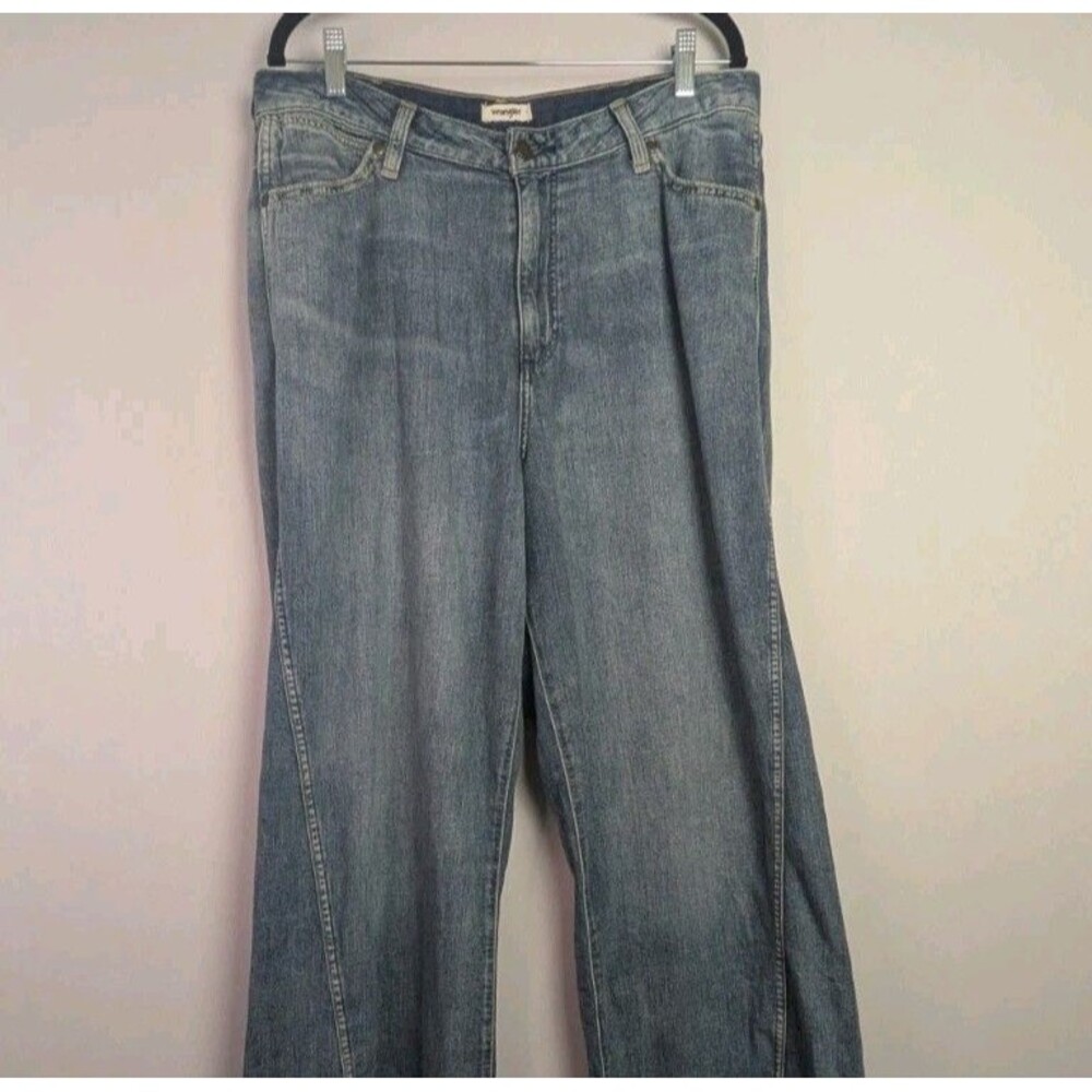 Wrangler Women's Light Blue Flared Wide Leg Jeans